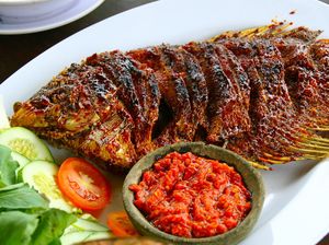 Resep Gurame Bakar Bumbu Kecap Cabe yang Gurih Pedas Resep Gurame Bakar Bumbu Kecap Cabe yang Gurih Pedas