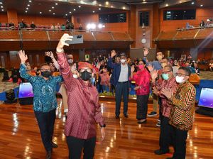 Gebrakan Kemenparekraf Untuk Emak-emak dan Milenial yang Mau Sukses Bisnis Online