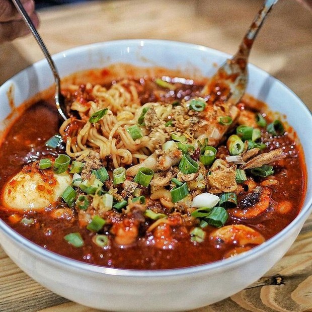 Seblak/ Foto: pinterest.com/vera aprilia Seblak adalah satu makanan yang diburu saat lebaran.