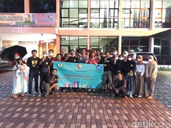 Komunitas Pemuda Lintas Iman Meriahkan Ramadan dengan Berbagi Takjil