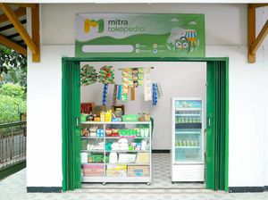 Berbagi Sedekah, Pemilik Warung Ini Rela Dibayar Hafalan Al-Quran