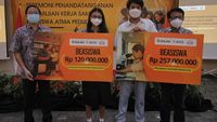 Unika Atma Jaya Beri Beasiswa untuk Mahasiswa Kurang Mampu