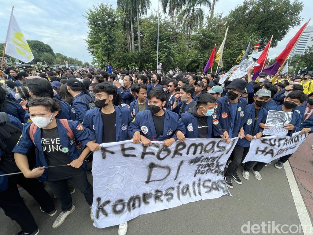 Demo 21 April, Mahasiswa Bawa 7 Tuntutan ke Jokowi