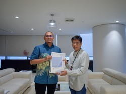 Temui Dirut Telkomsel, Andre Rosiade Bahas Pembangunan BTS di Sumbar