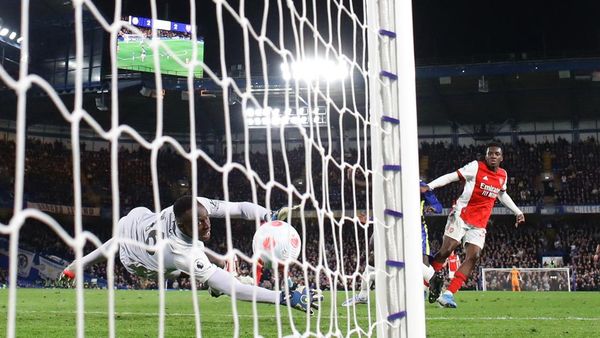 Chelsea Acakadut di Hadapan Arsenal