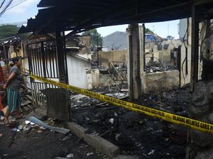 Asrama Polisi di Makassar Ludes Terbakar Gegara Gas Bocor Asrama Polisi di Makassar Ludes Terbakar Gegara Gas Bocor