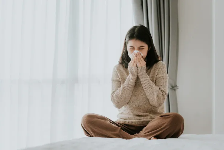 Sama seperti varian Covid-19 sebelumnya, gejala Omicron XE seperti batuk, sakit kepala hingga demam