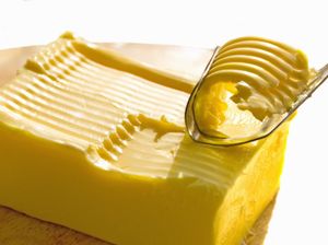 Beda Mentega Tawar Vs Mentega Asin, Mana yang Cocok untuk Bikin Kue?