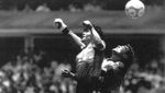 Jersey Tangan Tuhan Dilelang, Tengok Aksi Maradona di Piala Dunia 1986