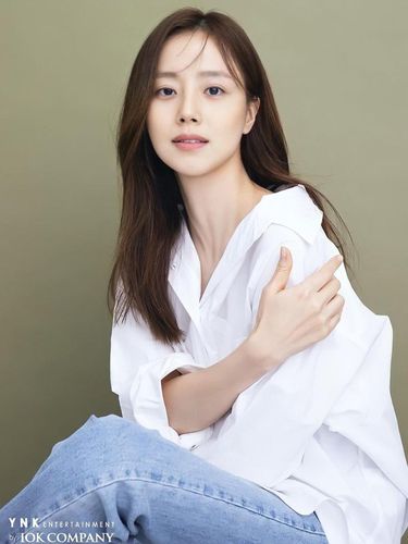 Moon Chae Won