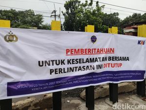 Polisi Panggil Sopir Mobil Tertabrak KRL di Citayam Depok Polisi Panggil Sopir Mobil Tertabrak KRL di Citayam Depok