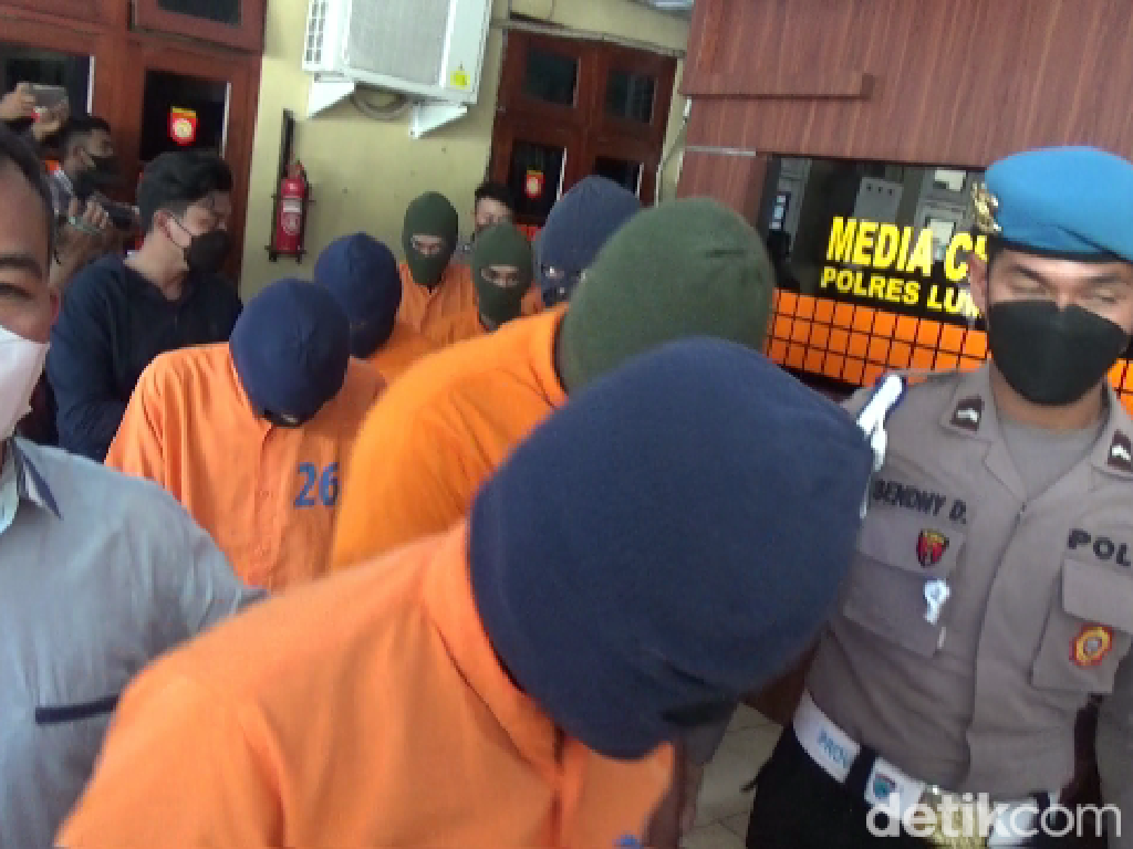 Penggerebekan Pesta Narkoba di Lumajang, 66 Orang Diamankan