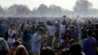 Buseettt... Di Hyde Park London, Ribuan Orang Ngeganja Ramai-ramai