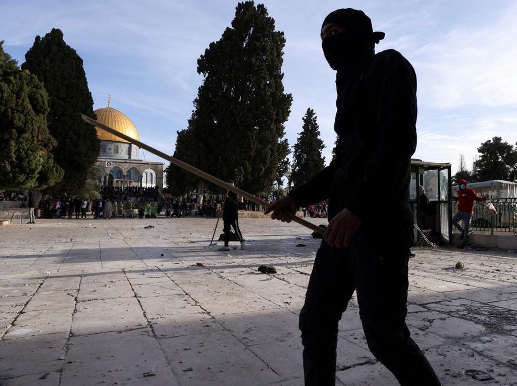 Korban Terus Berjatuhan Gegara Bentrokan di Kompleks Masjid Al-Aqsa Korban Terus Berjatuhan Gegara Bentrokan di Kompleks Masjid Al-Aqsa