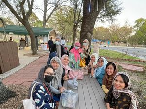 Puasa Ramadan di Houston, Bergilir Bikin Menu Buka Puasa untuk Masjid Puasa Ramadan di Houston, Bergilir Bikin Menu Buka Puasa untuk Masjid