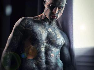 Disebut Guru Paling Menyeramkan, Pria Penuh Tato Ini Dilarang Ajar Anak TK