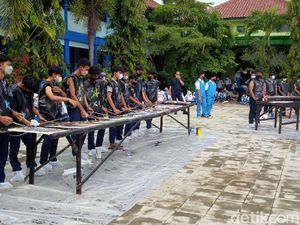 Cara Sekolah di Majalengka Peringati Hari Kartini