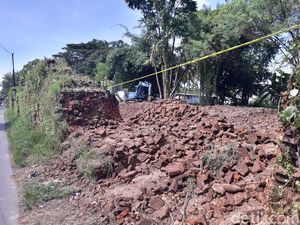 Pemilik Lahan yang Jebol Tembok Eks Keraton Kartasura Minta Mediasi Pemilik Lahan yang Jebol Tembok Eks Keraton Kartasura Minta Mediasi