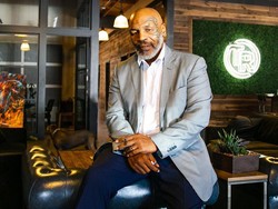 Mike Tyson Nyaris Bangkrut gegara Kecanduan Seks