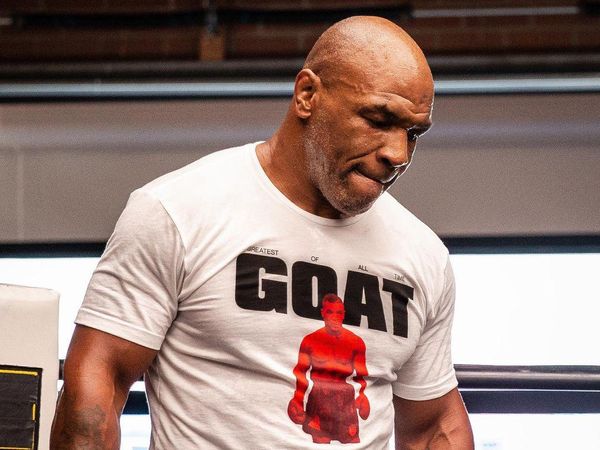 Mike Tyson Masih Kekar di Usia 55 Tahun, Jangan Macam-macam!
