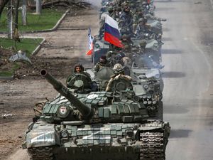 Rusia Serang Pabrik di Ukraina Timur, 10 Orang Tewas-15 Lainnya Terluka