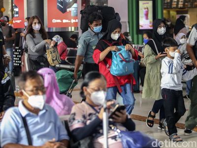 Presiden Anjurkan Mudik Lebih Awal, Begini Kondisi di Stasiun Gambir