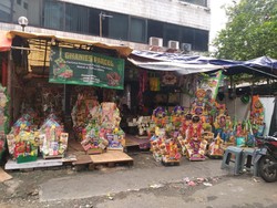 Kalau Nggak Laku, Dagangan Parcel Bakal Diapakan Ya?