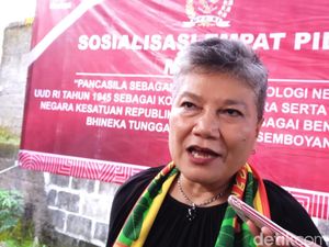 Cerita Ribka Tjiptaning, Pengamen yang Jadi Anggota  DPR RI Cerita Ribka Tjiptaning, Pengamen yang Jadi Anggota  DPR RI