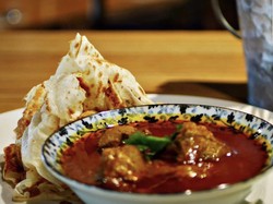 Resep Roti Canai dan Kari Ayam ala Chef The Trans Luxury Hotel