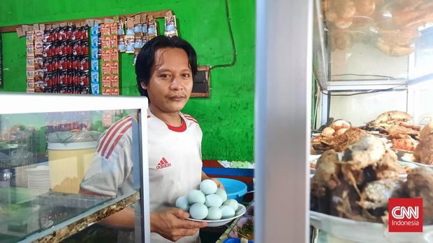 Bagus (35) mengatakan para tersangka minyak goreng harus ditindas.