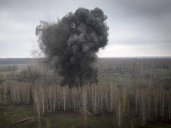 Detik-detik Ranjau di Sekitar Pabrik Baja Azovstal Diledakkan Rusia