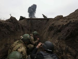 Ukraina Hancurkan Roket dan Bom Udara Rusia Seberat 250 Kilogram