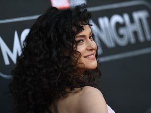 5 Potret May Calamawy, Aktris Palestina Bintang Moon Knight yang Bikin Jatuh Cinta! 5 Potret May Calamawy, Aktris Palestina Bintang Moon Knight yang Bikin Jatuh Cinta!