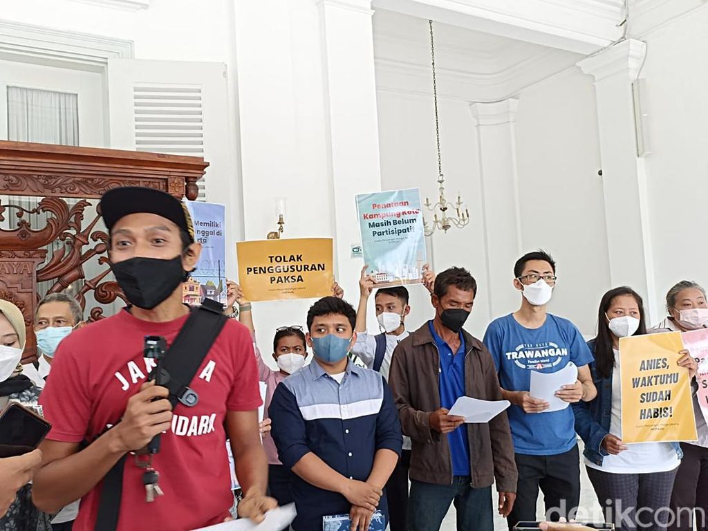KOPAJA Beri SP1 ke Anies, Desak Masalah Banjir-Kualitas Udara Dituntaskan KOPAJA Beri SP1 ke Anies, Desak Masalah Banjir-Kualitas Udara Dituntaskan