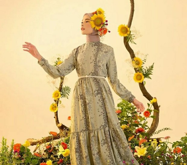 ZM Zaskia Mecca/Foto: Instagram.com/zaskiamecca_id pilihan baju lebaran dari merek busana muslim artis