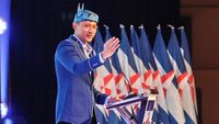 Potret Kebersamaan AHY, Khofifah-Emil Dardak di Satu Panggung, Ada Apa?