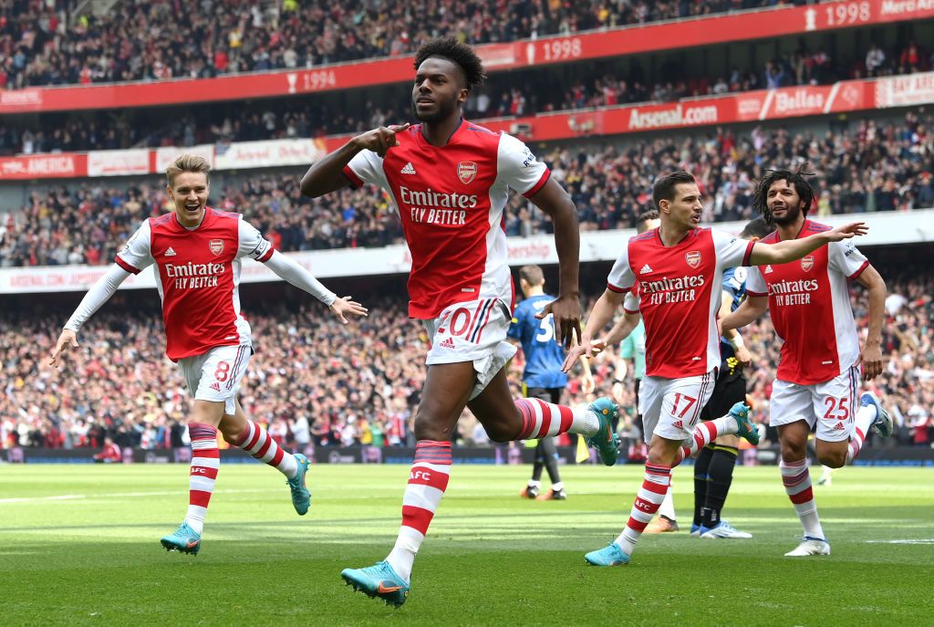 LONDON, ENGLAND - APRIL 23: Nuno Tavares of Arsenal celebrates after scoring their side's first goal during the Premier League match between Arsenal and Manchester United at Emirates Stadium on April 23, 2022 in London, England. (Photo by Mike Hewitt/Getty Images)