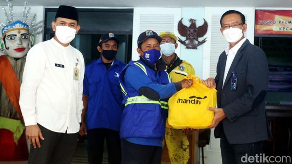 Berbagi Sembako Ramadan
