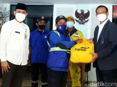 Berbagi Sembako Ramadan
