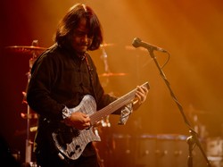 Awas! Ada Penipuan Mengatasnamakannya, Dewa Budjana Gercep Klarifikasi