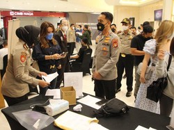 Polda Metro Gelar Vaksinasi Presisi di Plaza Senayan