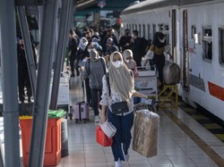 Curhat Warga Jateng Tiket Online KA Mudik Lenyap, tapi Ready di Calo
