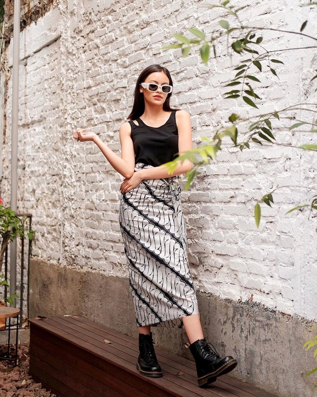 Padupadan rok lilit/Foto: Instagram.com/ Padupadan rok lilit