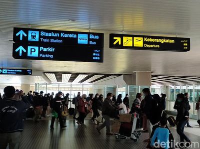 Pemudik Juga Mulai Padati Bandara YIA