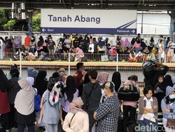 Menhub Bocorkan Bakal Ada Stasiun Tanah Abang Jilid II