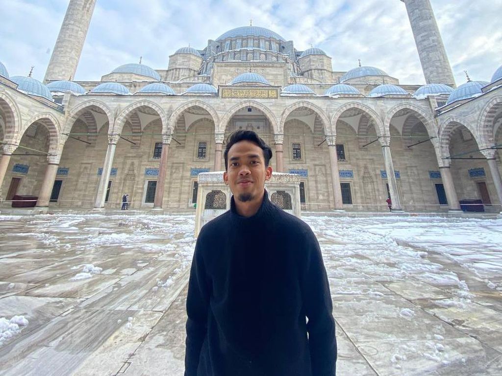 Kisah Ramadan Mahasiswa RI di Turki, Bisa Salat di Hagia Sophia Kisah Ramadan Mahasiswa RI di Turki, Bisa Salat di Hagia Sophia