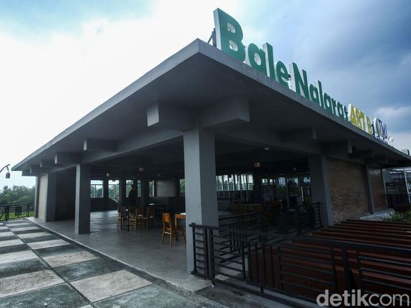 Mantap, Ada Tempat Nongkrong di Rooftop Rest Area KM 487