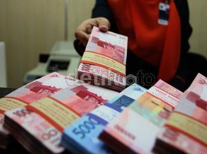 Media Asing Soroti Rupiah Melemah hingga Rekor Terendah Media Asing Soroti Rupiah Melemah hingga Rekor Terendah