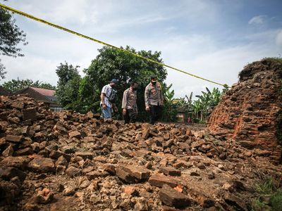 Kondisi Tembok Eks Keraton Kartasura yang Dijebol Pakai Ekskavator