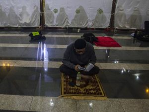 Tata Cara Itikaf di Bulan Ramadhan Lengkap dengan Bacaan Niatnya